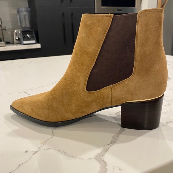 Nine West booties - Picture 1 of 5